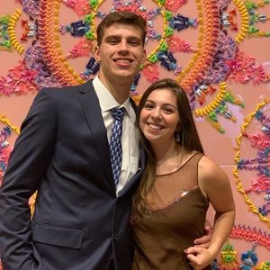 Meet your Posher, Logan